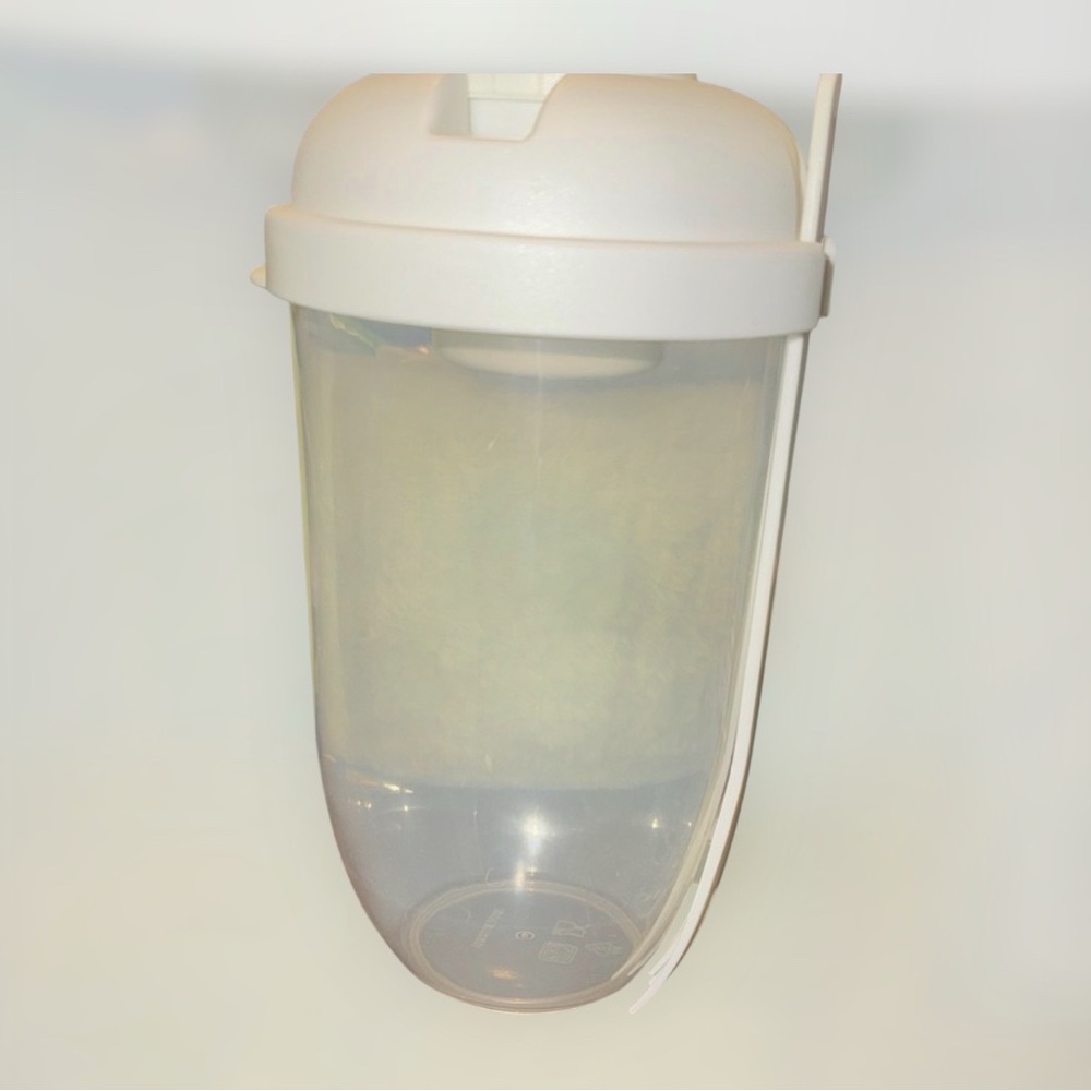 Shaker Bottle w/Fork
